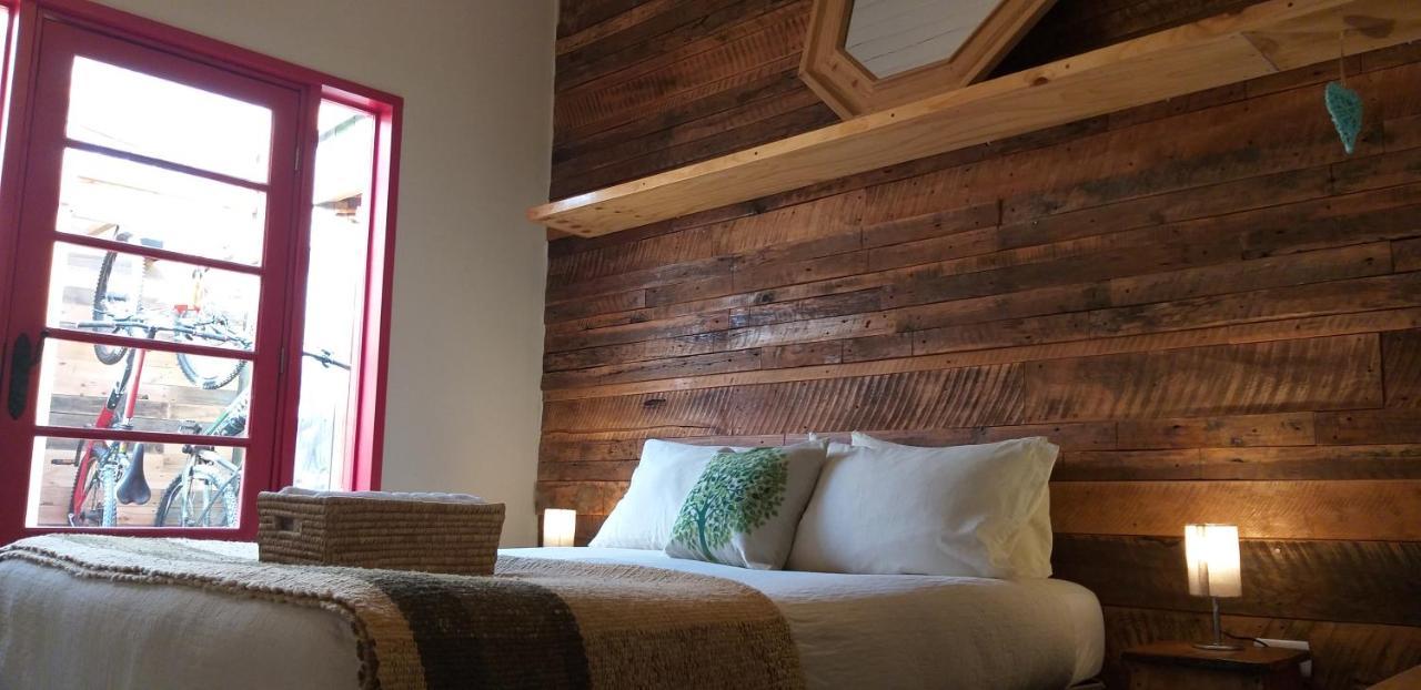 푸에르토나탈레스 Treehouse Patagonia 호스텔 외부 사진